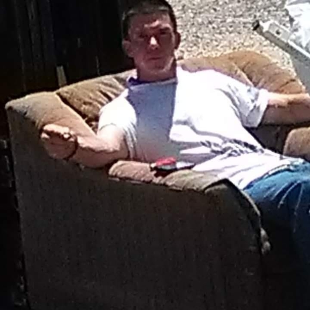 Meet your Posher, Dustin